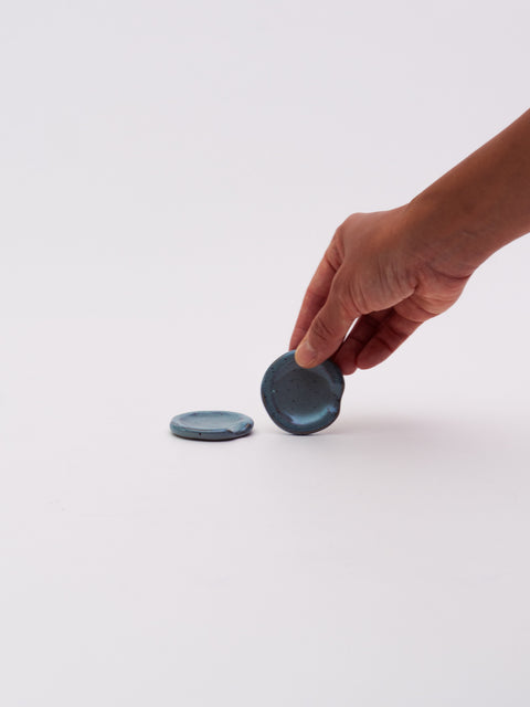 Mino Ware Round Chopstick Rest - Blue
