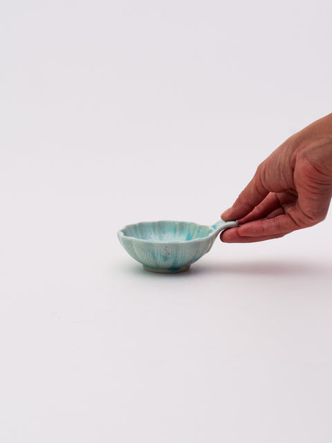 Chrysanthemum Crackle-Glaze Small Bowl - Blue