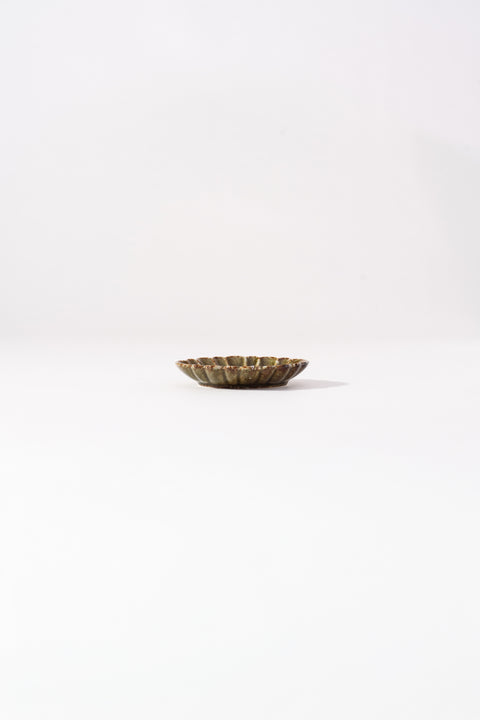 Mino Ware Mini Oval Chrysanthemum