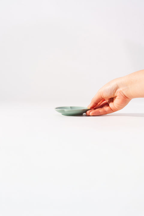 Mino Ware Mini Dish Ume Blossom
