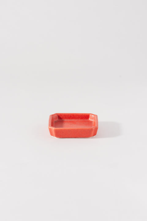 Mino Ware "Obanzai" Mini Plate Tsubaki Red