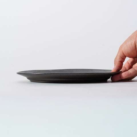 Deluxe Black Soil Oval Plate Medium