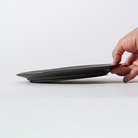 Deluxe Black Soil Oval Plate Medium