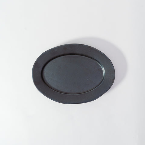Deluxe Black Soil Oval Plate Medium