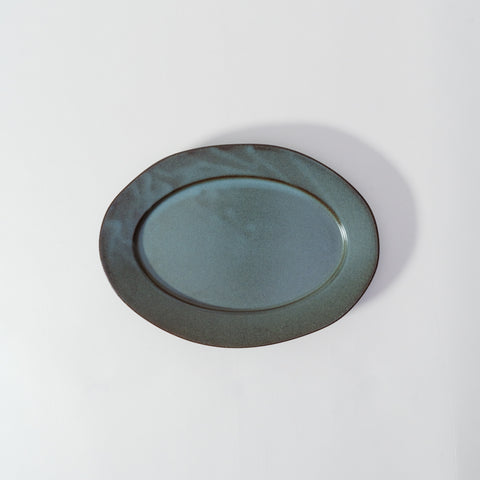 Deluxe Black Soil Oval Plate Medium